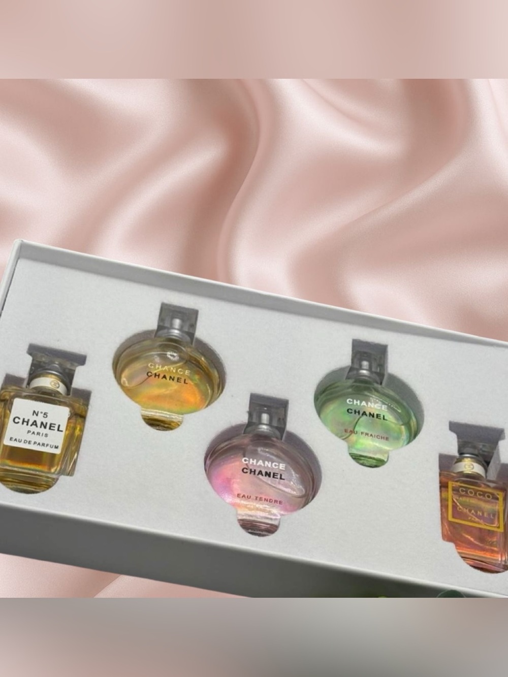 🌸 Chanel Mini Perfume Gift Set – 5 x 5ml Luxury Fragrance Collection 🌸 - Picture 1 of 6